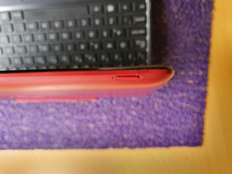 Laptop + tablet ASUS Transformer T100TA Z3775/2GB/32 win8