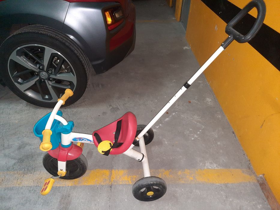 Triciclo para criança