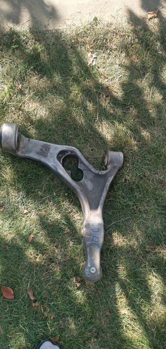 Touareg 7p, cayenne 958,q7 4l рычаг правый и левый нижний