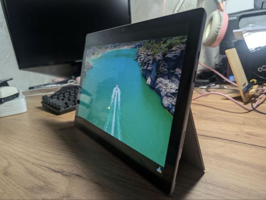 Microsoft surface pro 5 модель 1796 б/в
