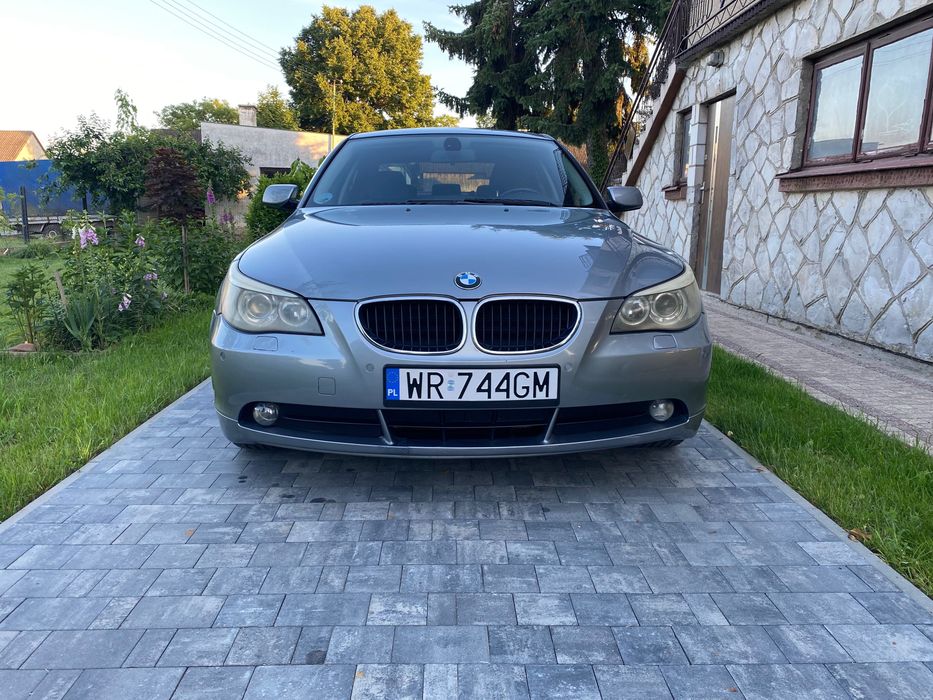 BMW E60 520i M54
