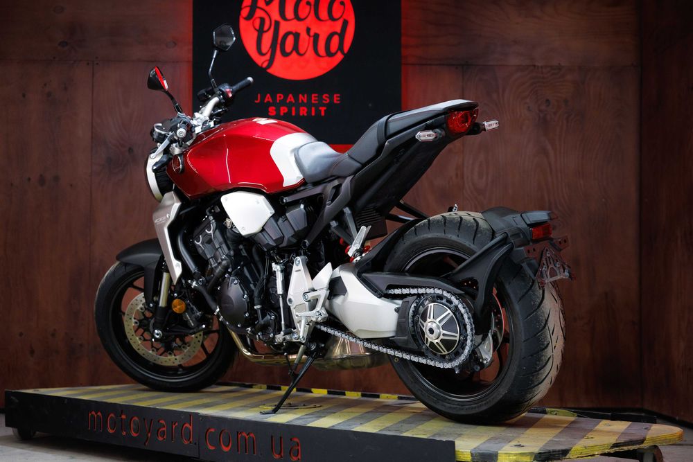 Honda CB1000R із Японії