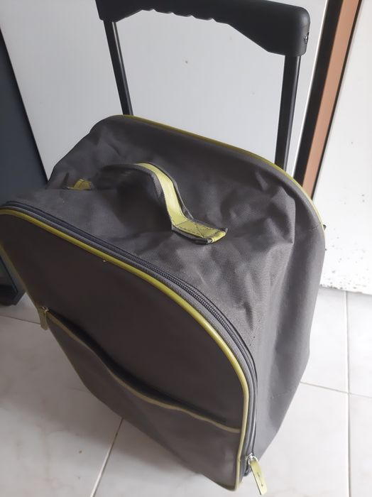 Malas viagem tipo  troly medias 50-30-20 pecavel