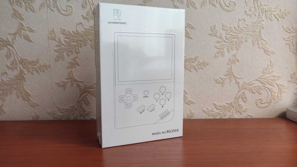 Портативна консоль Anbernic RG35XX (64ГБ) (5K Games)