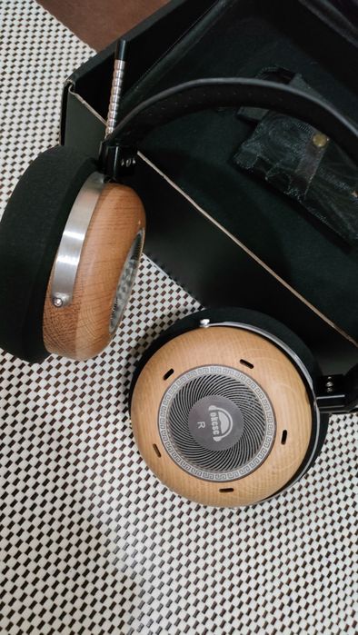 Audiofilskie Słuchawki Drewniane OKCSC Demo
