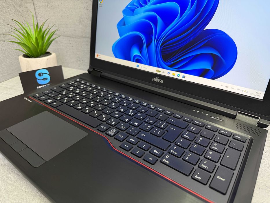 512gb ssd/Nvidia/Ігровий ноутбук Fujitsu H7510/I7-10850H/16gb ddr4