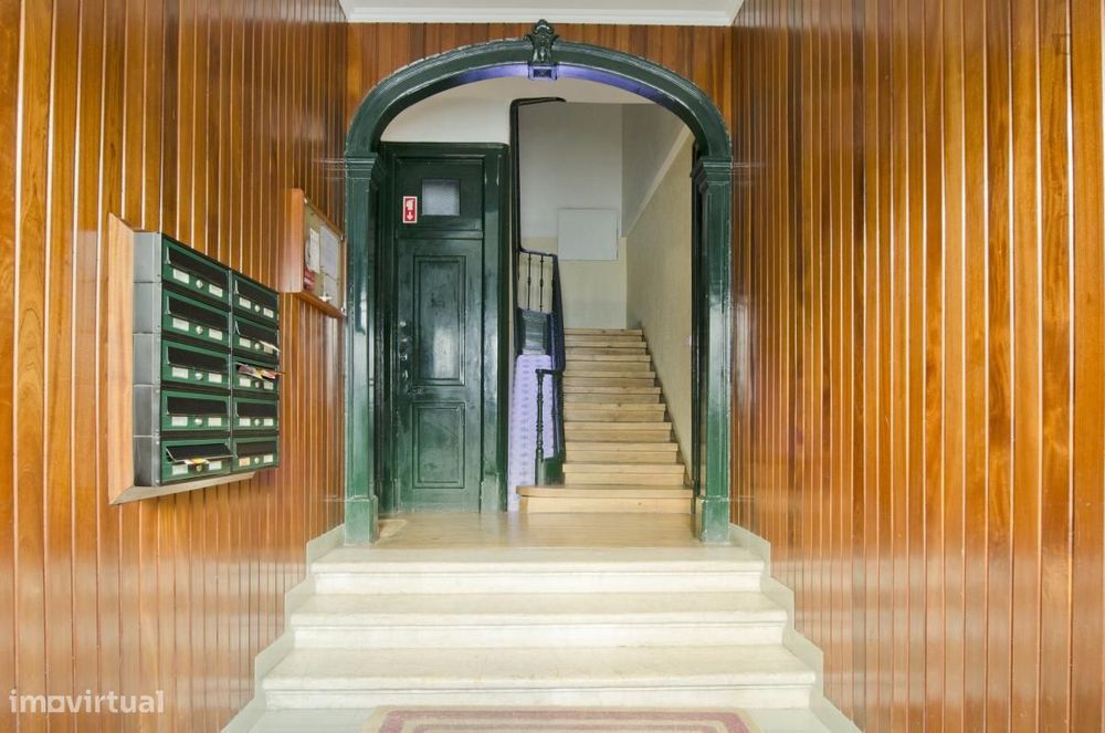 Quarto - localizado em Picoas Lisbon