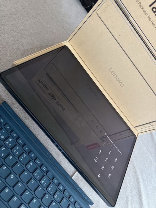Lenovo Yoga Tab Plus