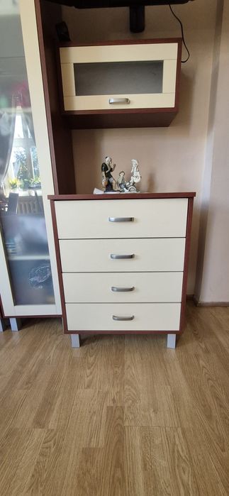 Zestaw mebli - komplet, zadbane