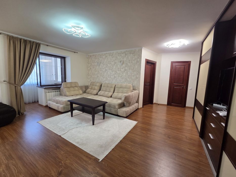 Продаж 3К квартири м.Українка вул.Соснова