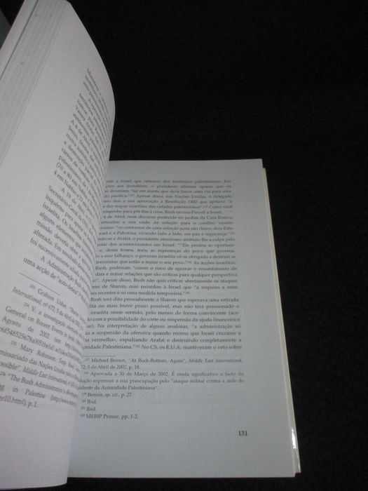 Livros Colecção Textos Universitários de Ciências Sociais e Humanas