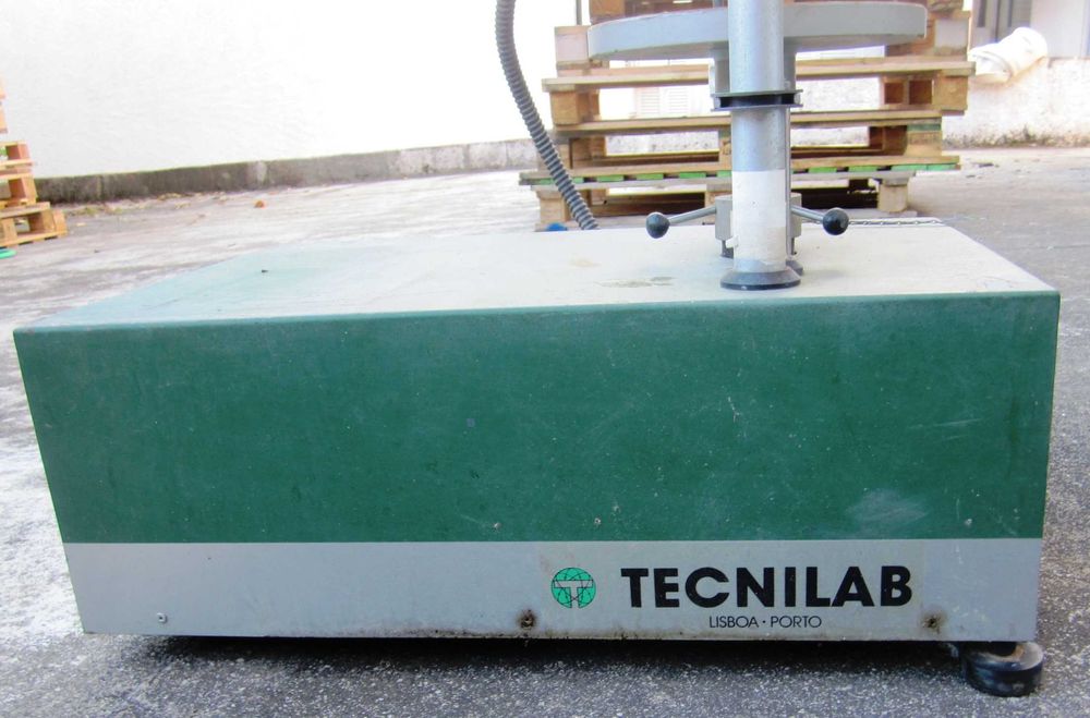 Prensa de Compressão Tecnilab