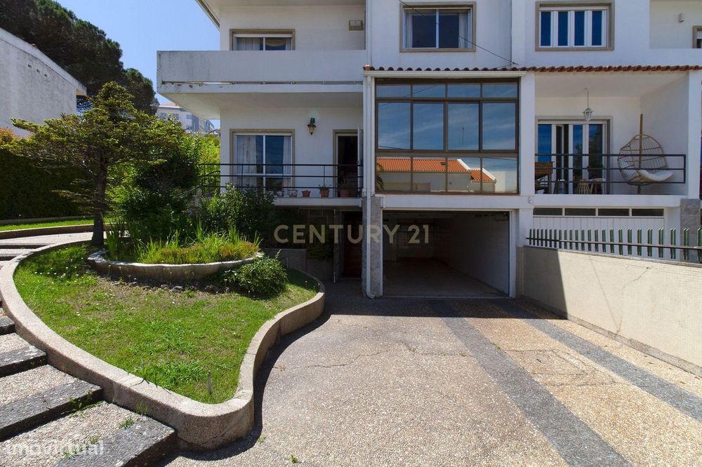 Moradia de 8 divisões em Alvalade - Lisboa