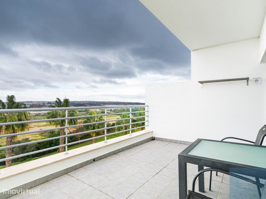 Apartamento T1 Totalmente Mobilado em Portimão — Portimão, Faro