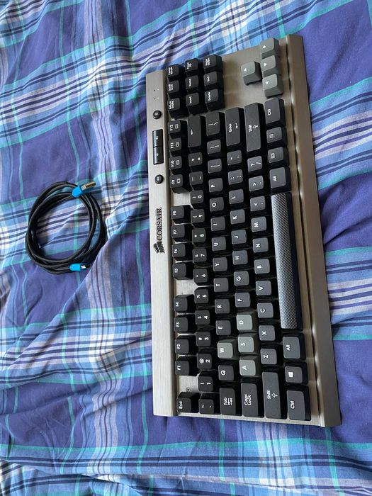 Corsair K65 Vengeance Limited Edition