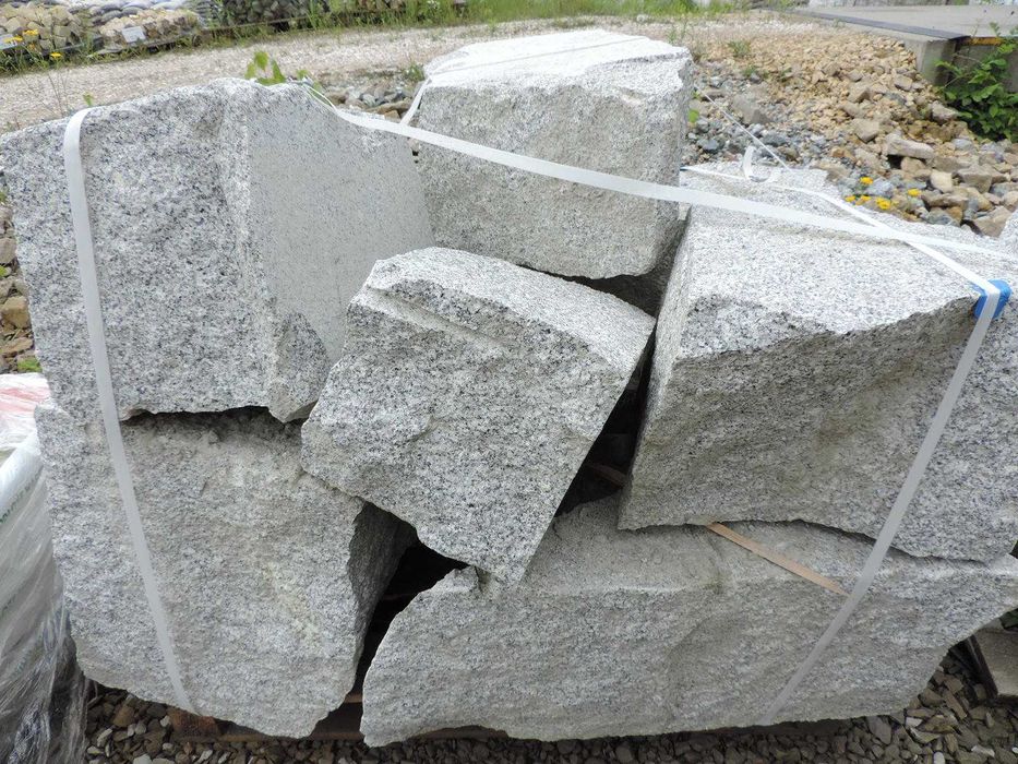 Opornik, Kamień murowy, bloczki granitowe, kostka granitowa, palisada