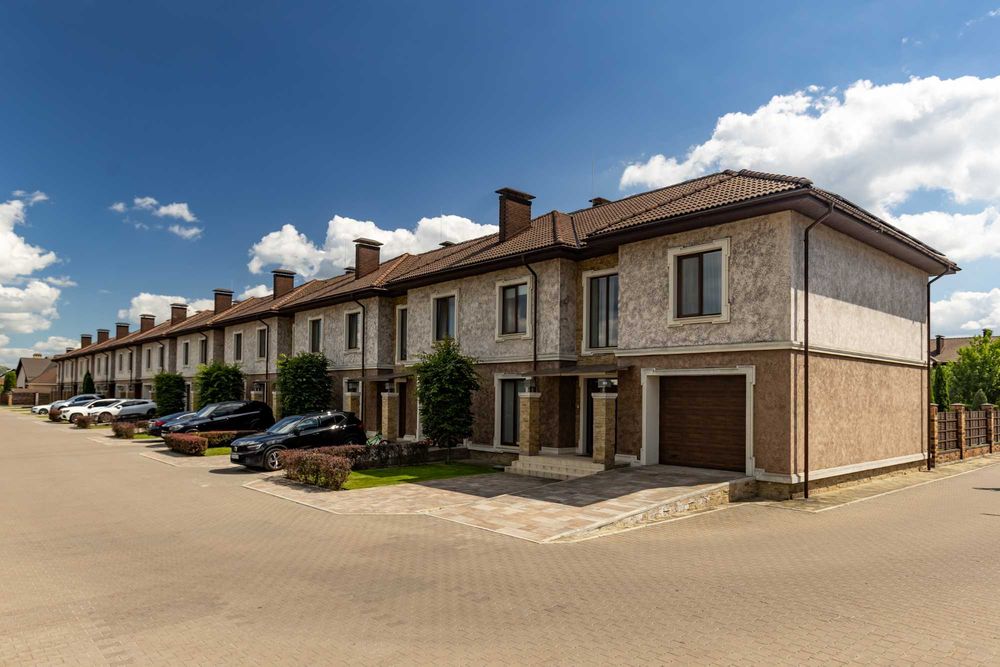 Оренда таунхауса 215 м² у КМ «Блакитна Лагуна» (Осокорки) | 3 спальні, гараж, пляж, охорона
