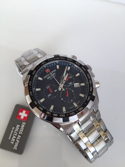 Чоловічий годинник Swiss Alpine Military, Швейцарії
