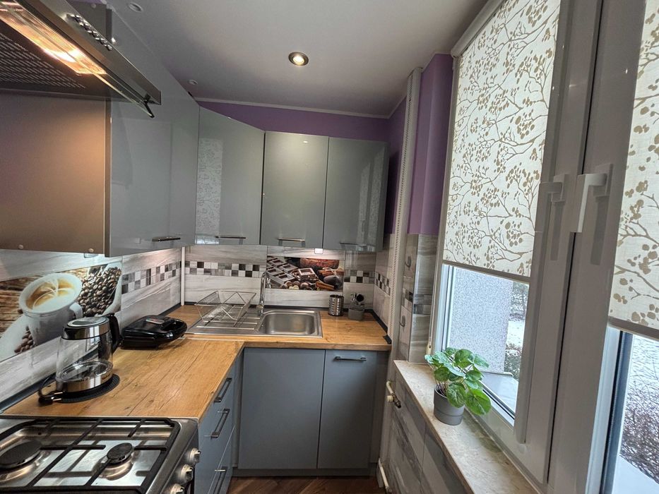 Mieszkanie z balkonem, całe umeblowane wynajmę oś. Arki Bożka