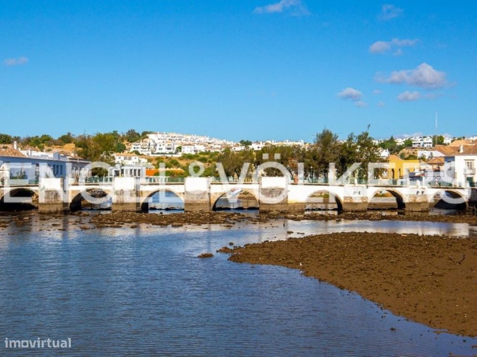 The Four: Tavira - Rés do Chão