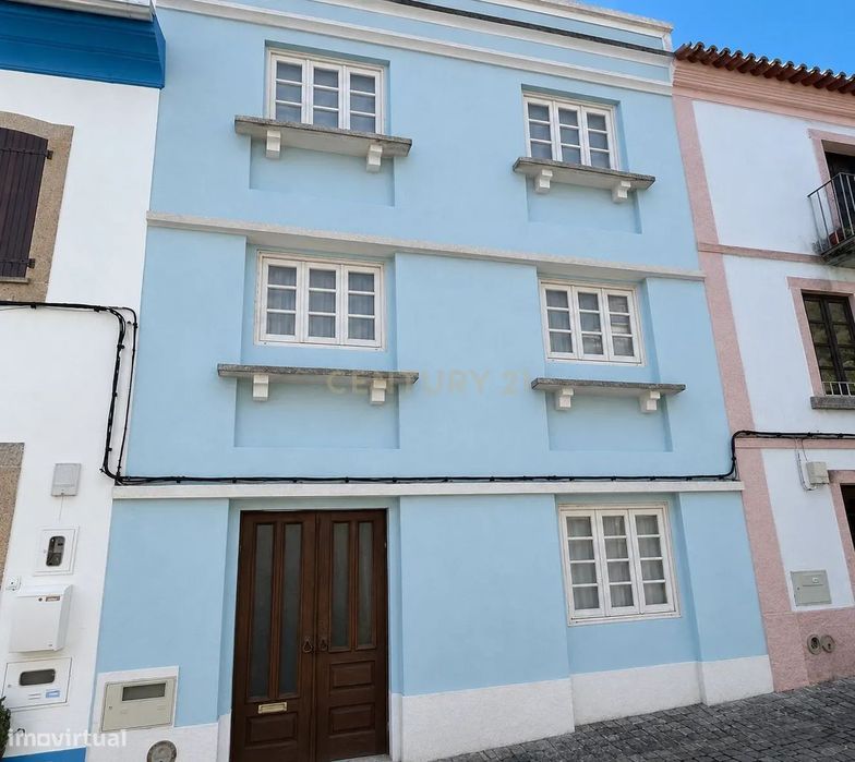 House in Arez and Amieira do Tejo for Restoration