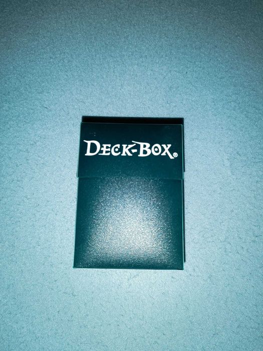 Cartas de Magic + Caixa + Sleeves