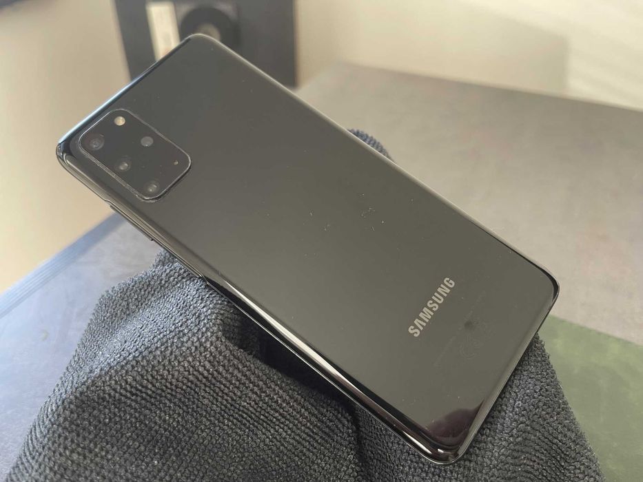 Samsung Galaxy S20+ 8/128GB (G985F/DS) дефект дисплея