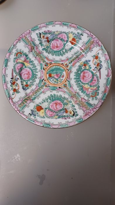 Prato em porcelana Macau