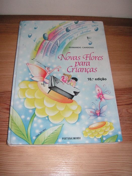 Novas Flores para Crianças e Dicionionário Infantil Três Idiomas