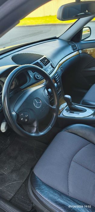 Mercedes-Benz 270 — fotografia 11