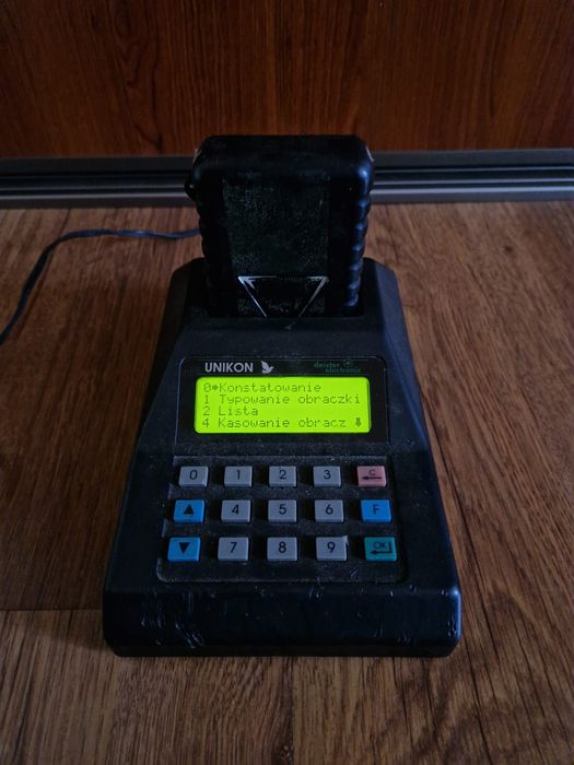 Unikon, zegar, zasilacz wszystko sprawne