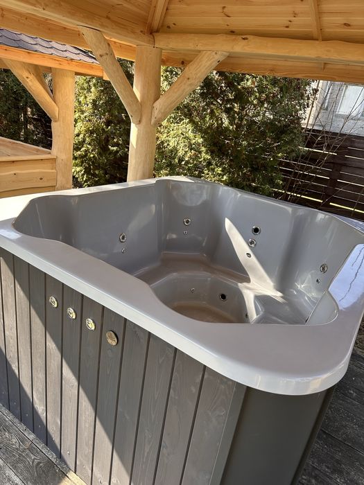 Balia ogrodowa prostokątna, kwadratowa, jacuzzi, bania, hydromasaż