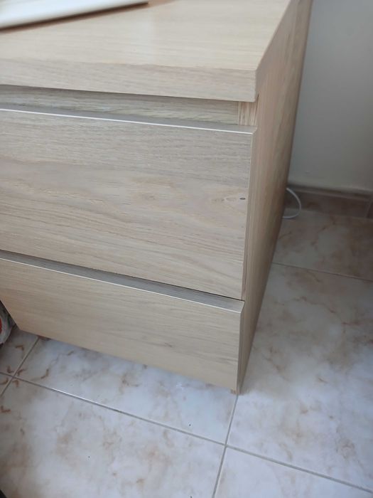 Mesa de cabeceira Malm ikea