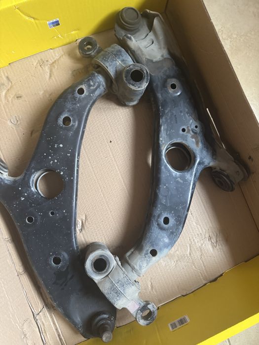 Ричаги  оригінал передні мазда 6 2016