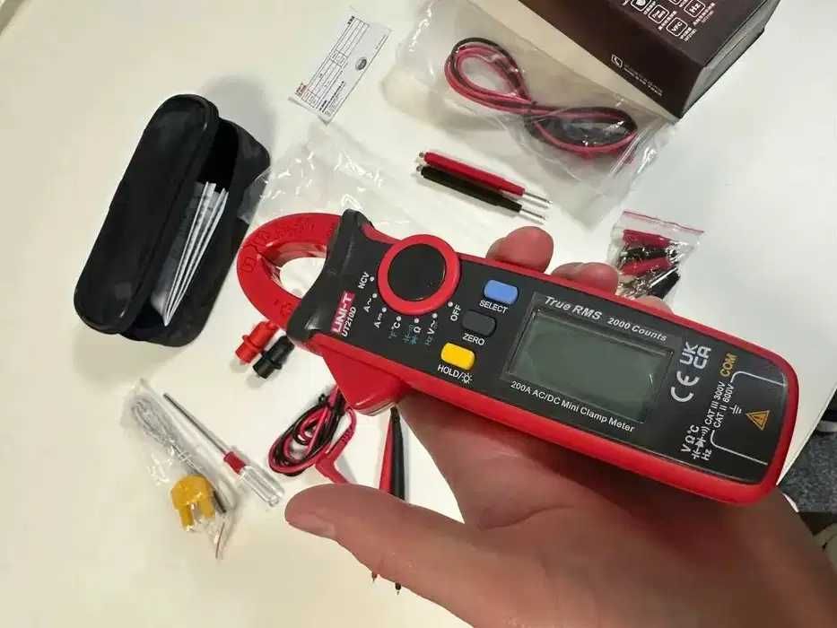 UNI-T UT210D Оригінал | Струмові кліщі True RMS AC/DC 200A | NCV | Температура