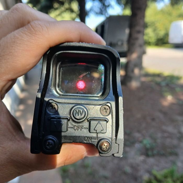 Celownik holograficzny Eotech 552.A65 sprawny