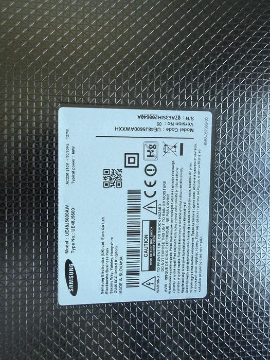 Telewizor Samsung Smart TV 48” UE48J5600 – Full HD, Wi-Fi, Smart TV