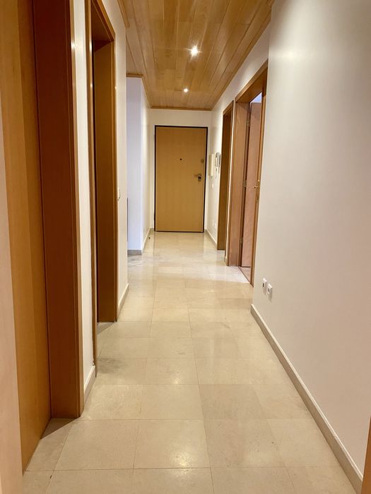 Apartamento T2 Abrantes com Terraço e Garagem