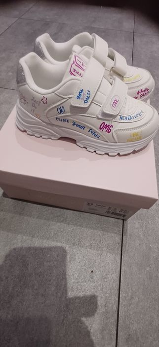 Sprzedam nowe buty Deezee 31