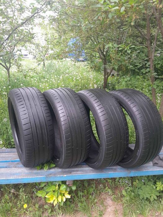 225 45 19 Michelin Pilot Sport4