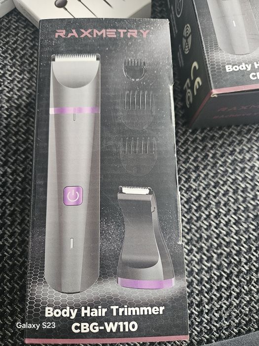 depilator zielony i srebrny