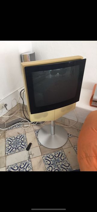 TV original B& O . Yellow