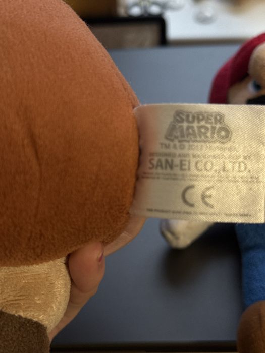 Дві іграшки по мотивам Маріо