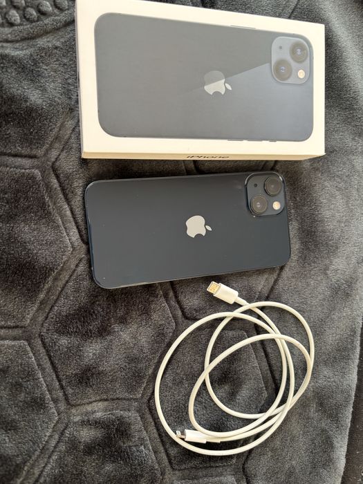 Iphone 13 używany stan bardzo bardzo dobry