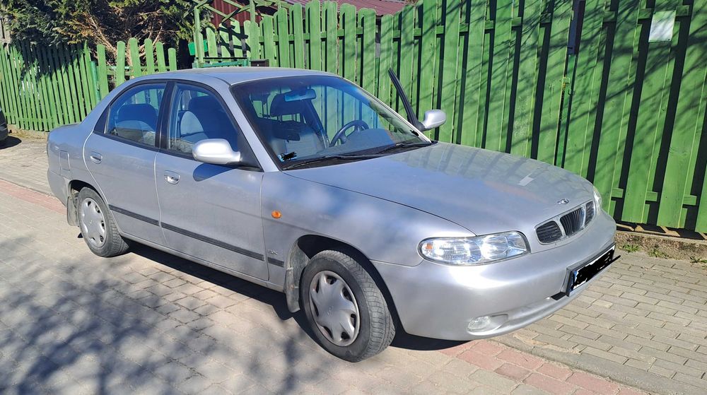 Daewoo Nubira 1.6 benzyna srebrny