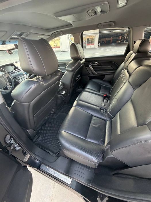 Продаю Acura mdx