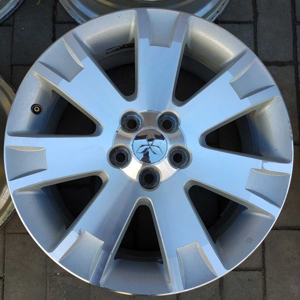 R18 7j et38 оригінал Mitsubishi Outlander ASX диски 5*114.3
