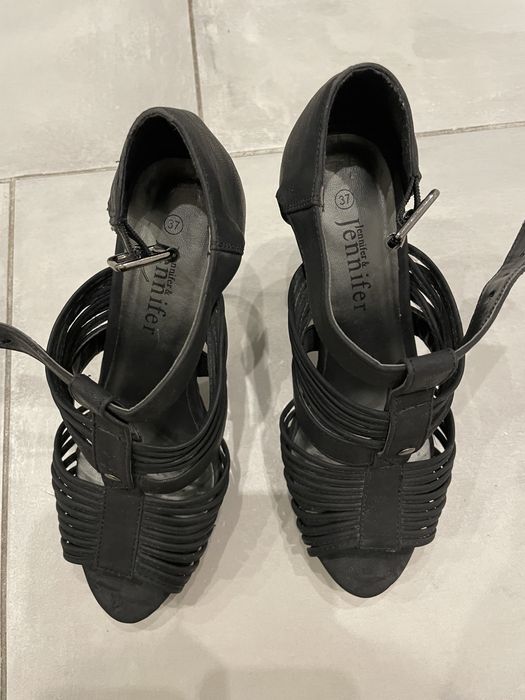 Sandałki zamszowe na platformie Jennifer & Jennifer roz 37