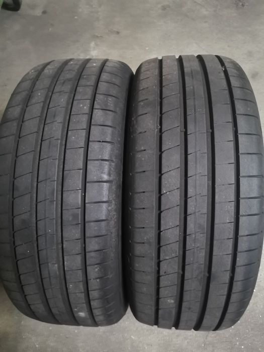 Pneus 215/45/17 goodyear