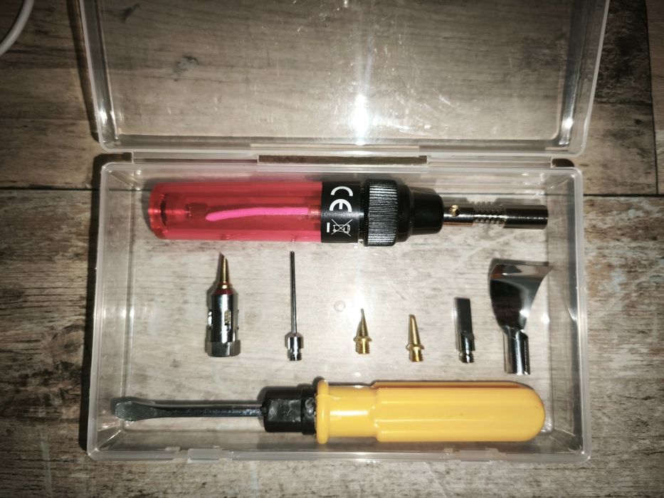 Паяльник газовий